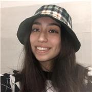 Llevo música y baile en mi interior,cosa que me gustaría compartir con otras personas y ayudar a comprender cómo se realizan diferentes áreas del arte